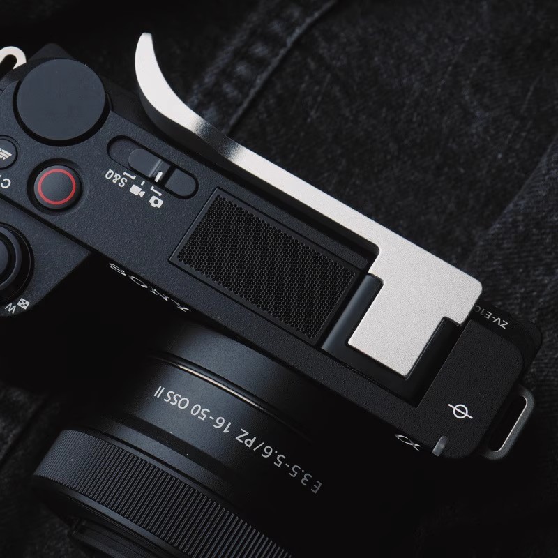 Metallo Hot Shoe Thumb-Up Hots - Sony Camera Zv-E10 recensione e prezzo